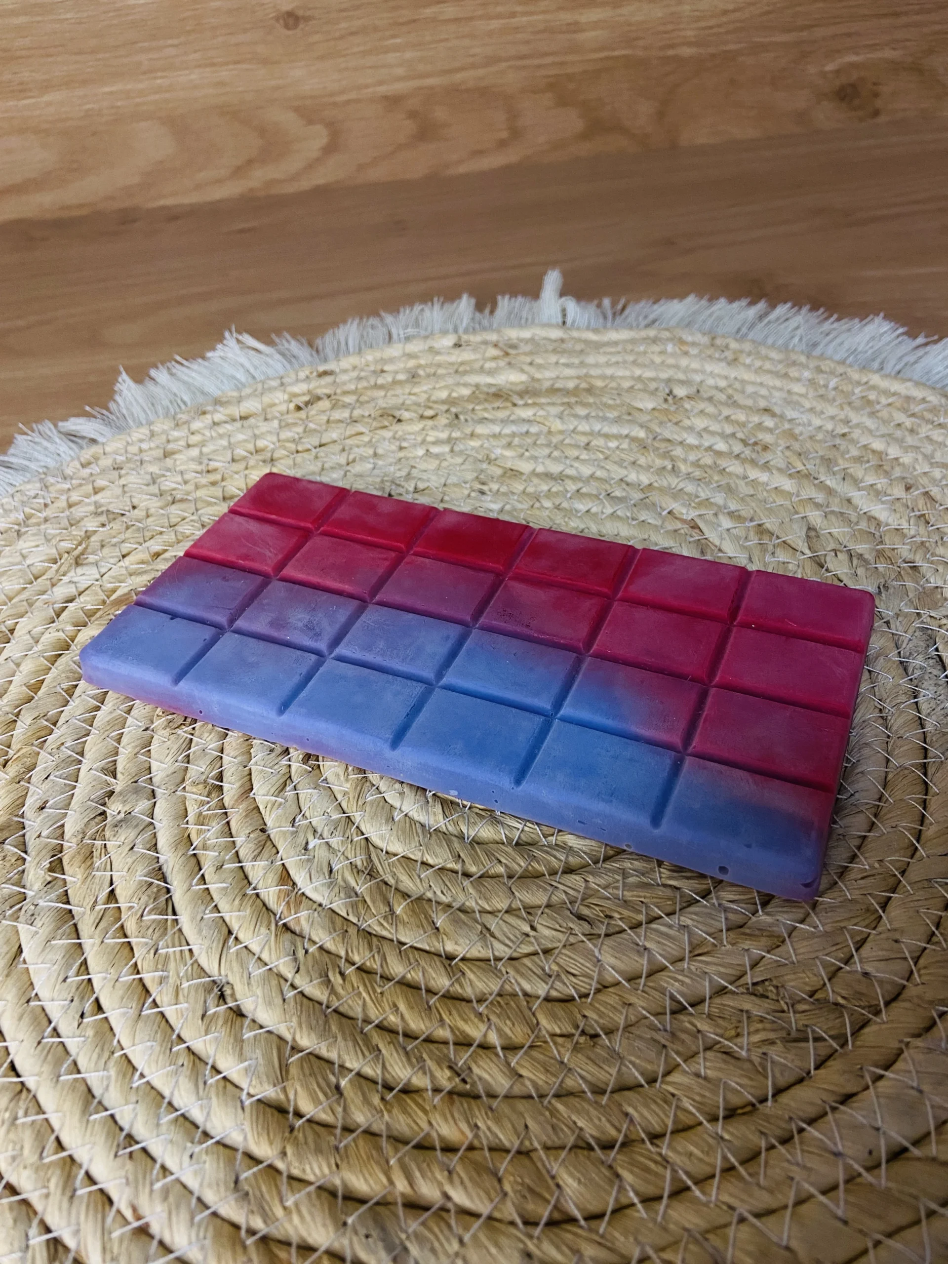 Tablette fondante Fruits Rouges (Défaut : poids de 85g au lieu de 90g)